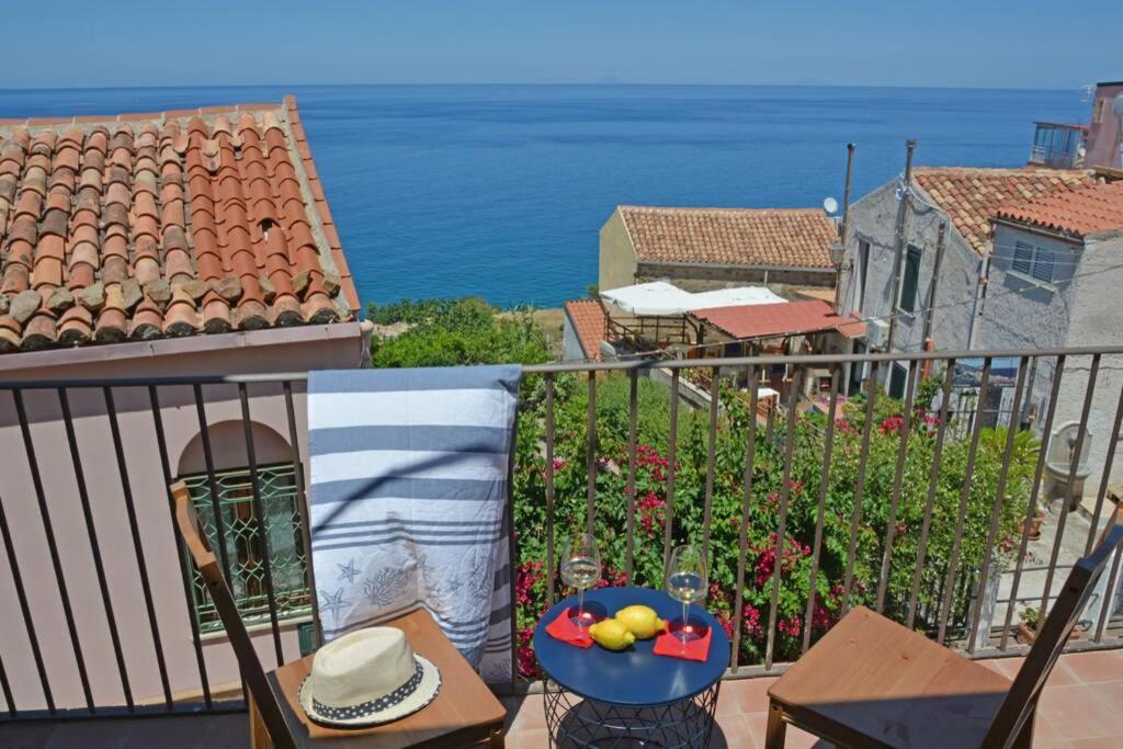 Terrazza Ambrogio Sant'Ambrogio (Sicily) Exterior foto