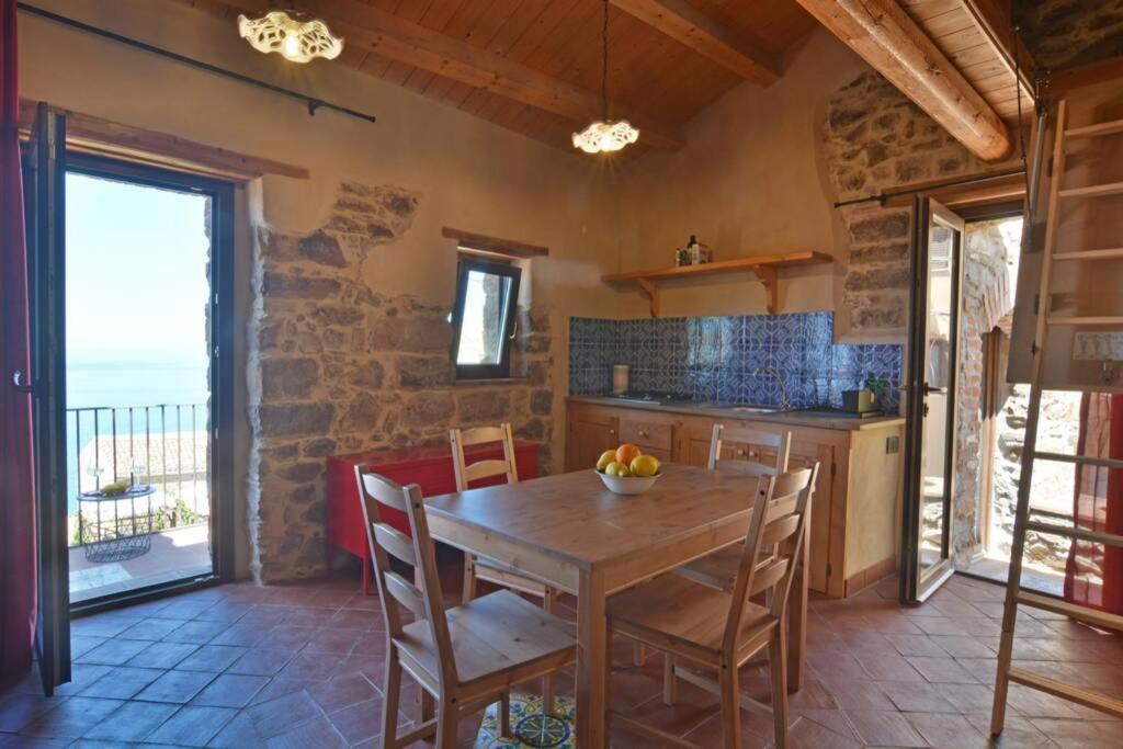 Terrazza Ambrogio Sant'Ambrogio (Sicily) Exterior foto